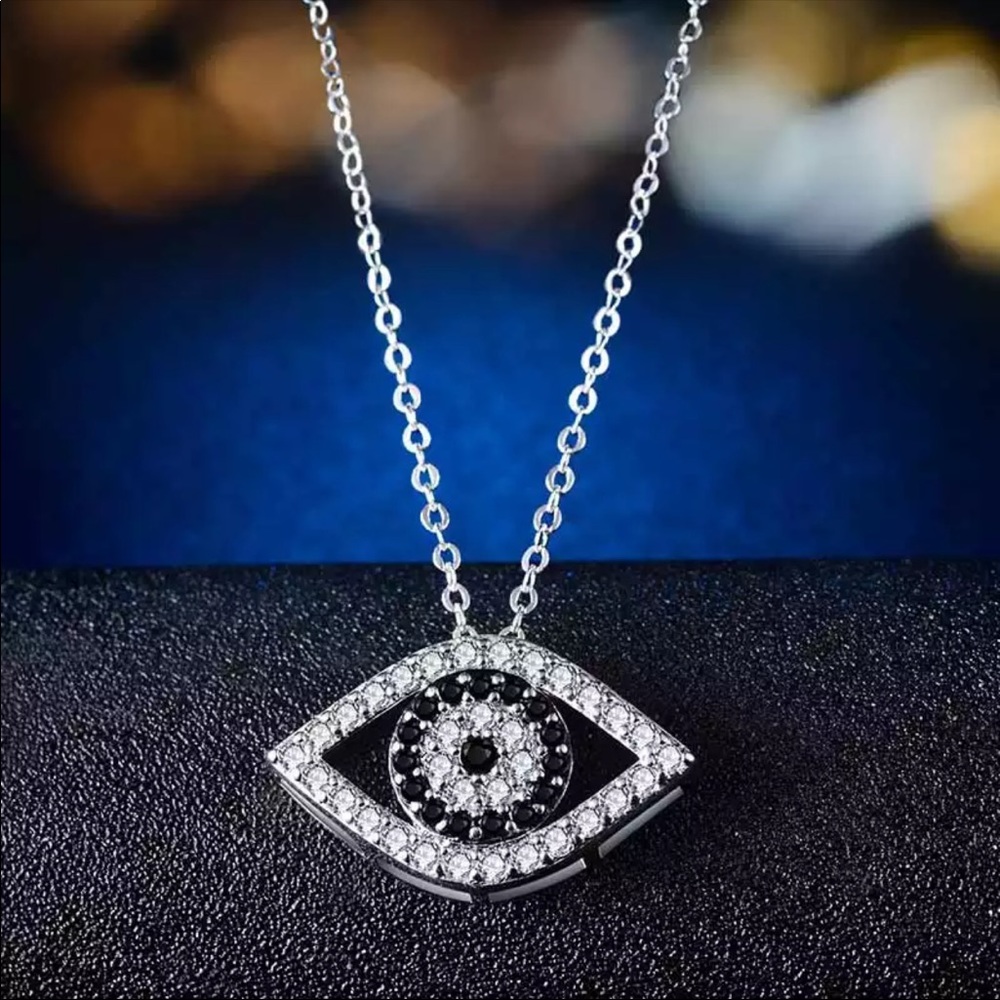 New Women’s 925 Silver Eye Sapphire Necklace - Picture 2 of 4